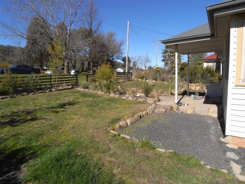 51 Gilbert Street, Tumbarumba NSW 2653