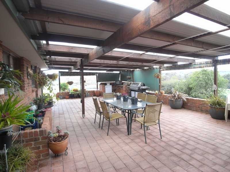 9 Power Street, Tumbarumba NSW 2653