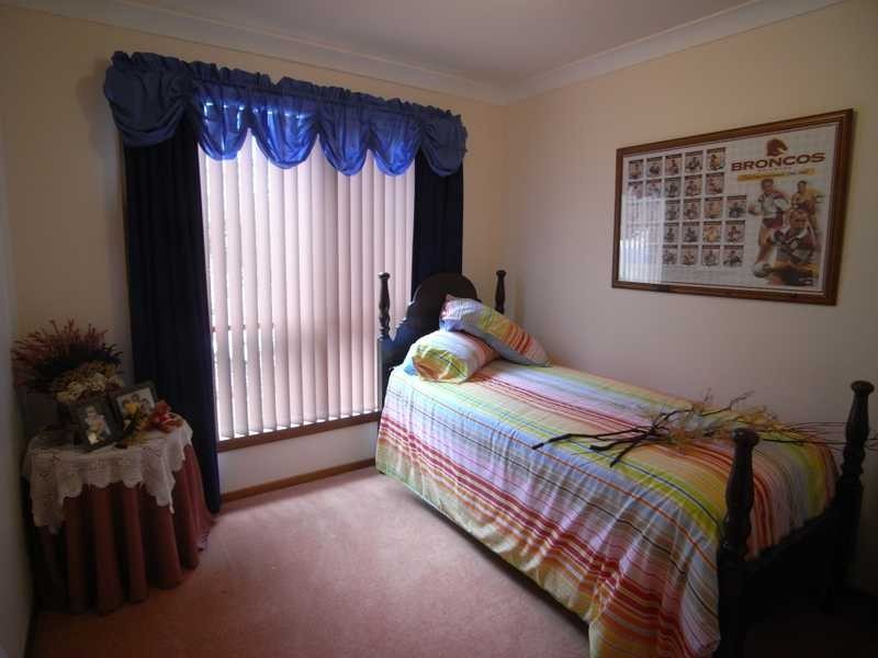 9 Power Street, Tumbarumba NSW 2653