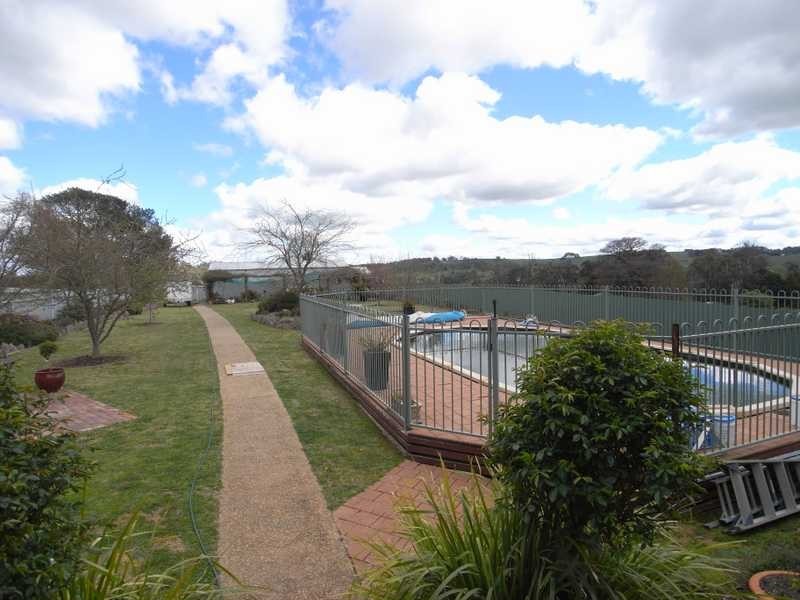 9 Power Street, Tumbarumba NSW 2653