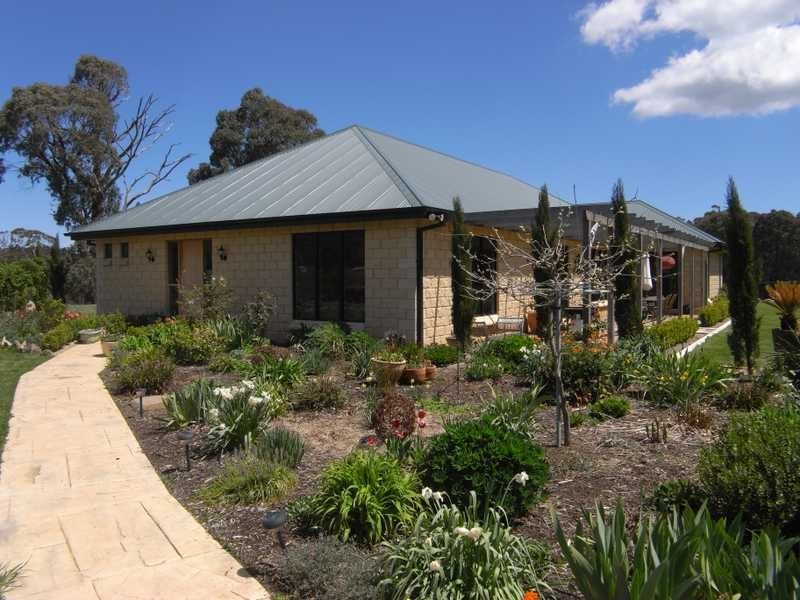 2289 Batlow Road, Tumbarumba NSW 2653