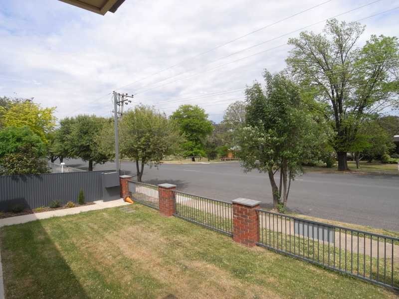 Unit 1/52 Winton Street, Tumbarumba NSW 2653