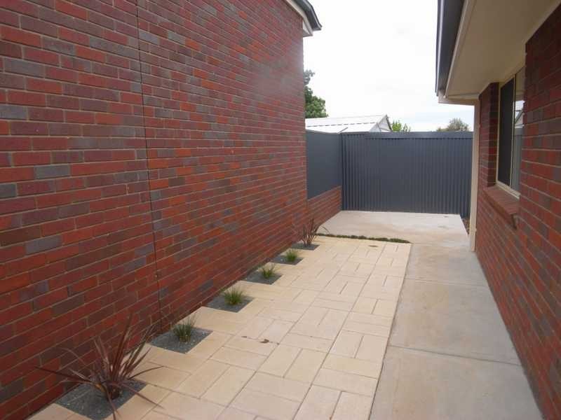 Unit 2/52 Winton Street, Tumbarumba NSW 2653