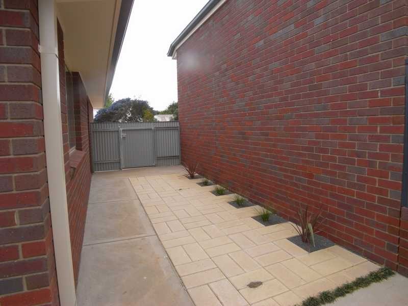 Unit 2/52 Winton Street, Tumbarumba NSW 2653