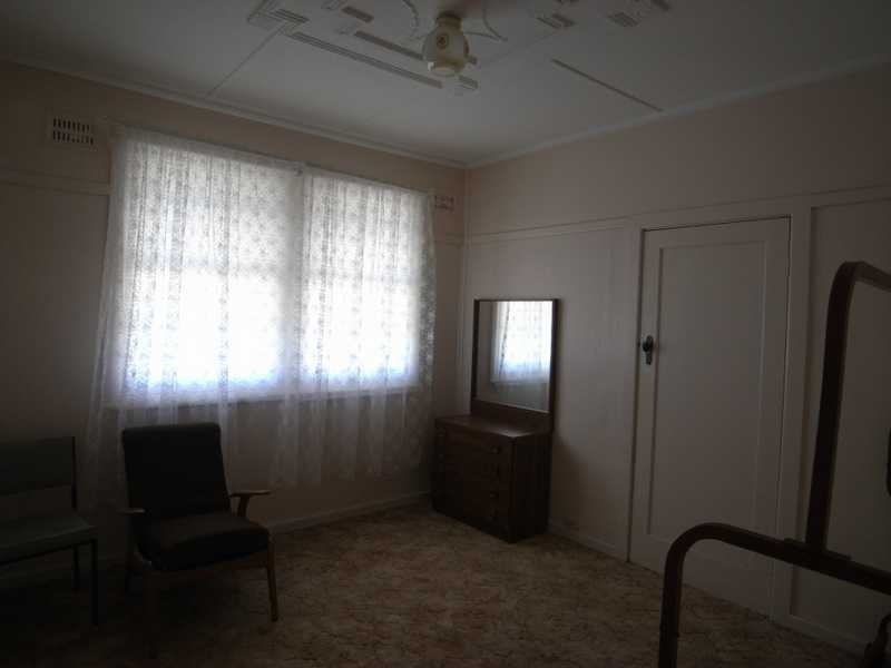 18 Regent Street, Tumbarumba NSW 2653