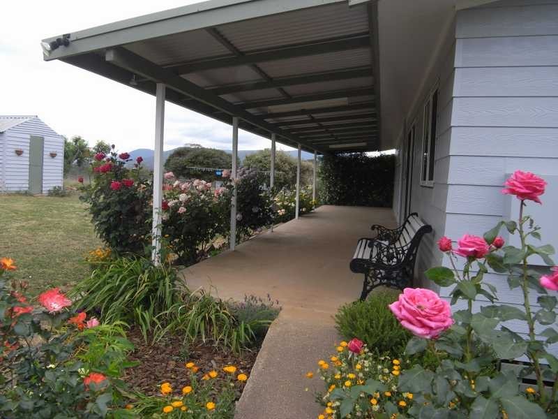 2 Townsend Street, Tumbarumba NSW 2653