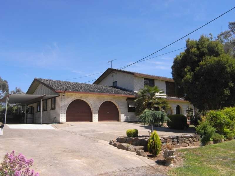 54 Albury Street, Tumbarumba NSW 2653