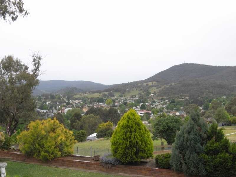 54 Albury Street, Tumbarumba NSW 2653