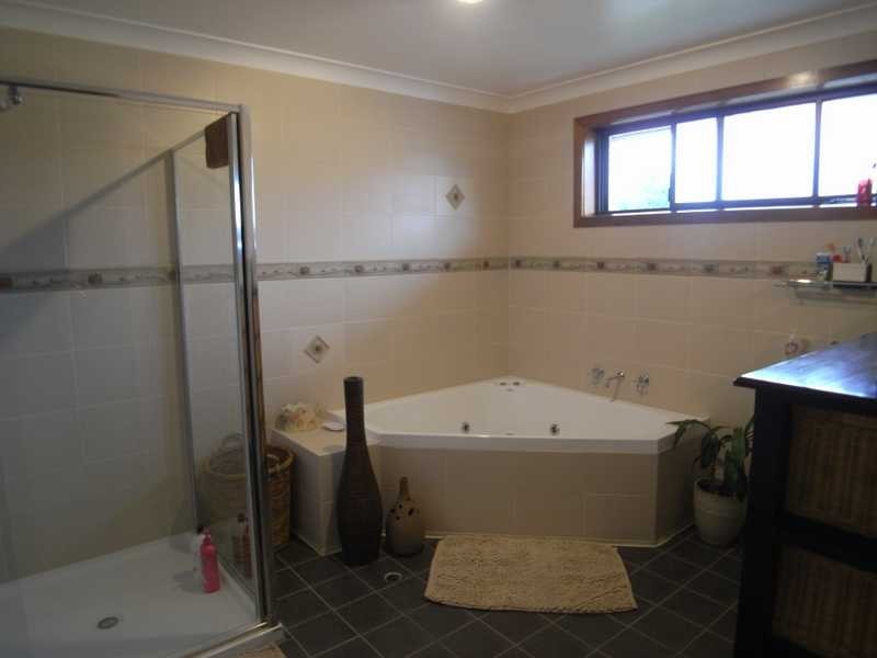 54 Albury Street, Tumbarumba NSW 2653