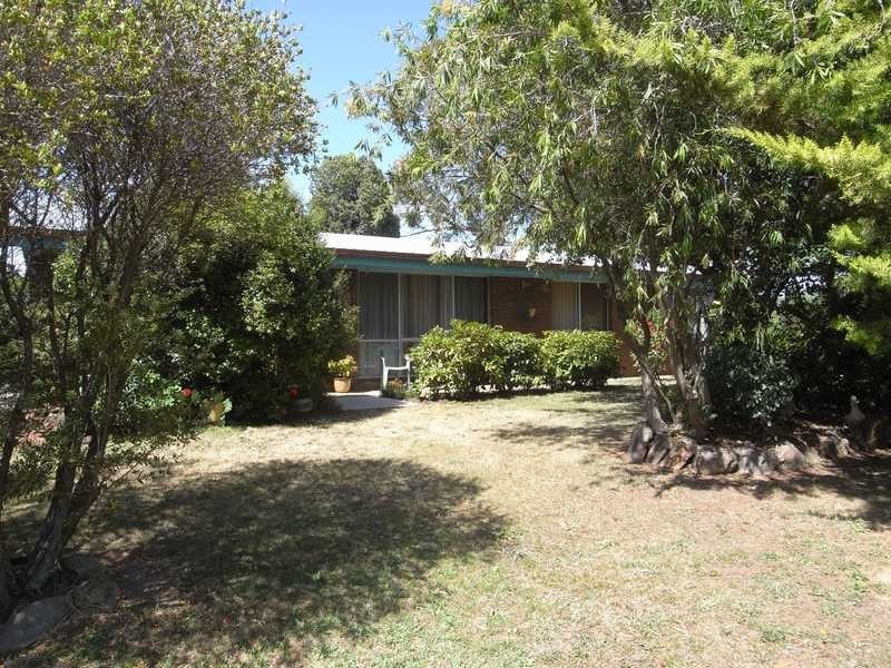 61 Albury Street, Tumbarumba NSW 2653