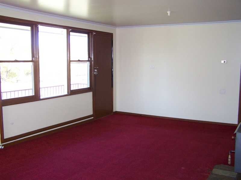 17 Mate Street, Tumbarumba NSW 2653