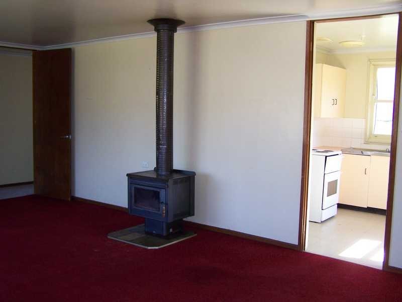 17 Mate Street, Tumbarumba NSW 2653