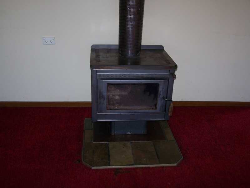 17 Mate Street, Tumbarumba NSW 2653