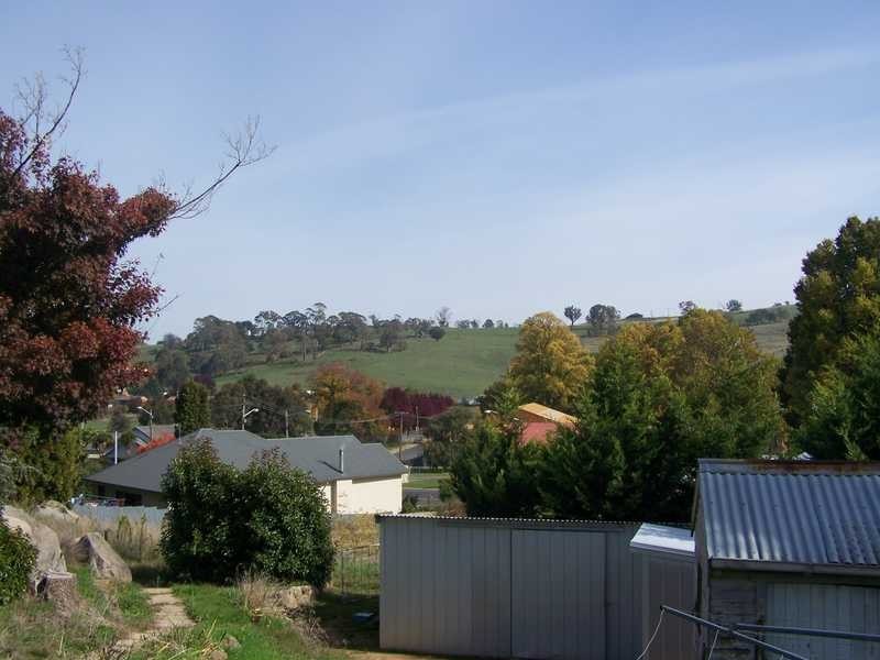 97 Winton Street, Tumbarumba NSW 2653