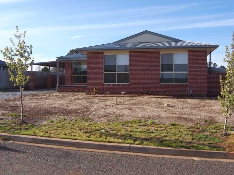 14 Burgun Drive, Tumbarumba NSW 2653