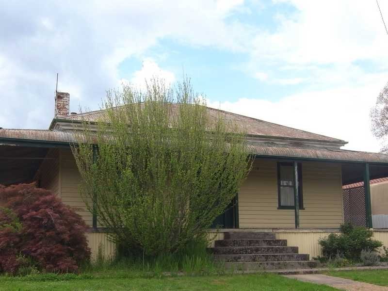 92 Winton Street, Tumbarumba NSW 2653