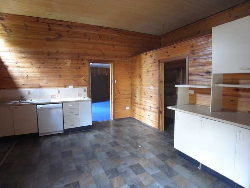 92 Winton Street, Tumbarumba NSW 2653