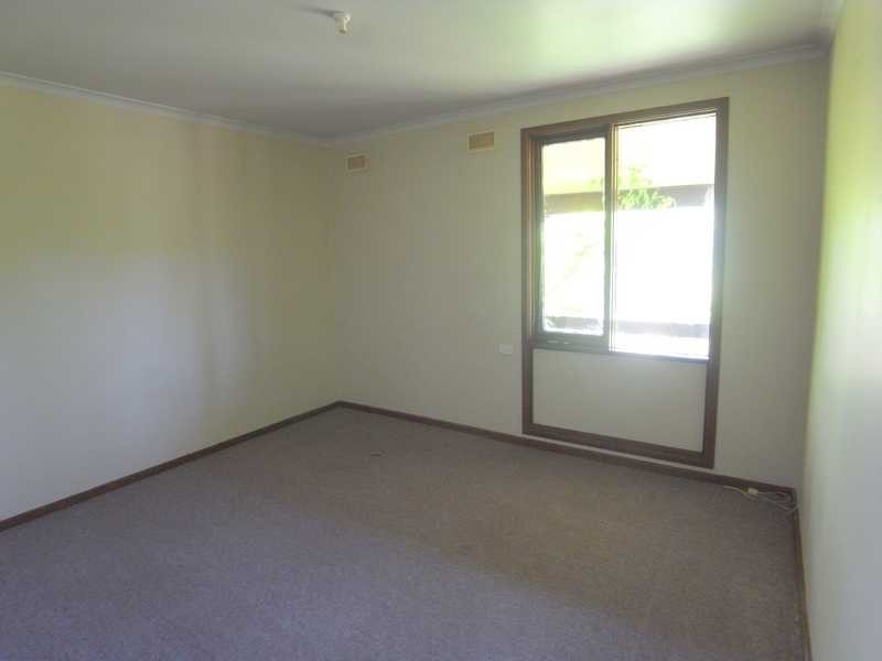 7 Mate Street, Tumbarumba NSW 2653