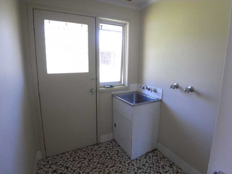 7 Mate Street, Tumbarumba NSW 2653