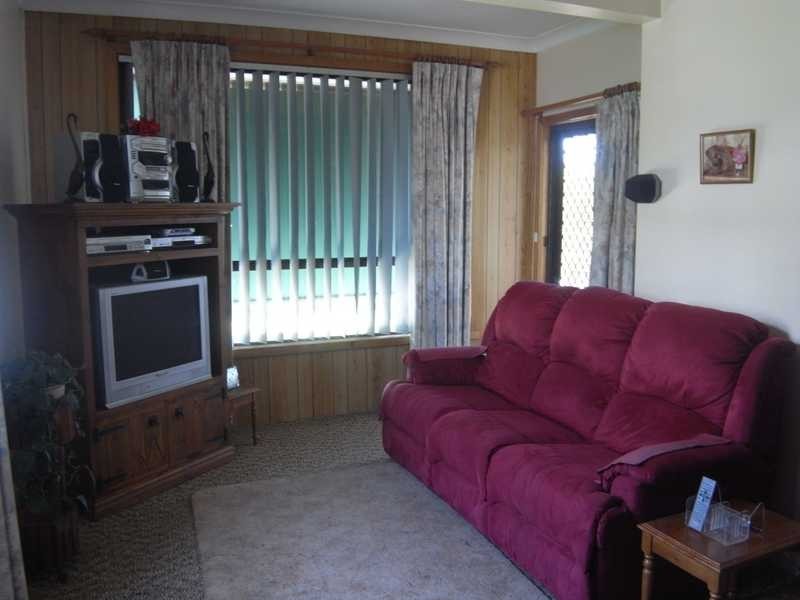 10 Park Street, Tumbarumba NSW 2653