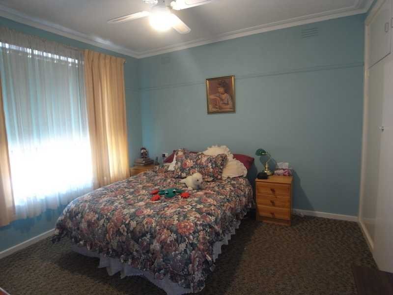 10 Park Street, Tumbarumba NSW 2653