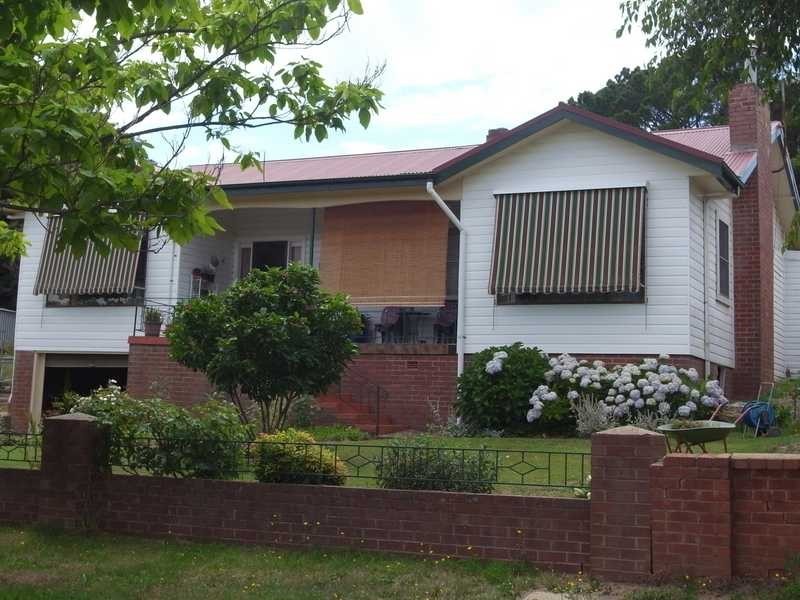 10 Park Street, Tumbarumba NSW 2653