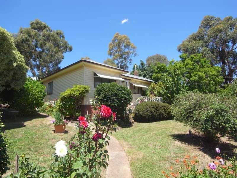 10 Power Street, Tumbarumba NSW 2653