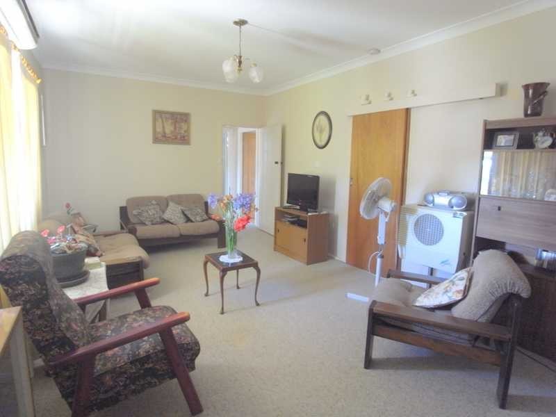 10 Power Street, Tumbarumba NSW 2653