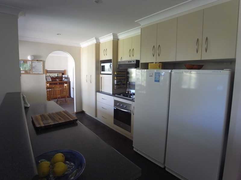 12 Regent Street, Tumbarumba NSW 2653