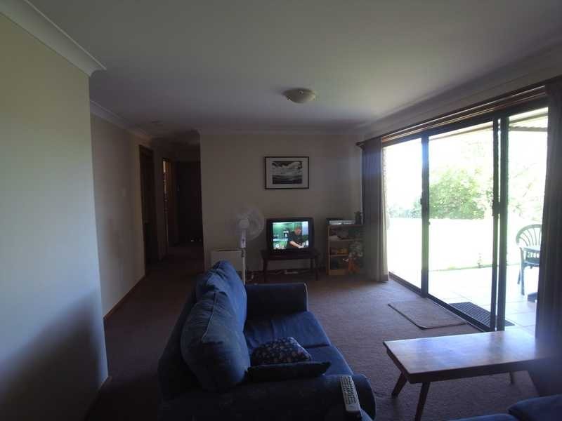 12 Regent Street, Tumbarumba NSW 2653