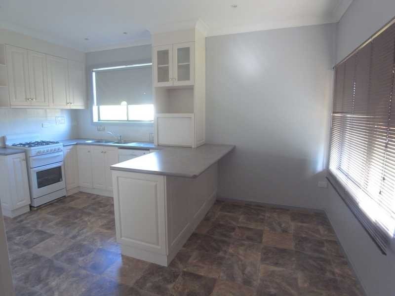 64 The Parade, Tumbarumba NSW 2653