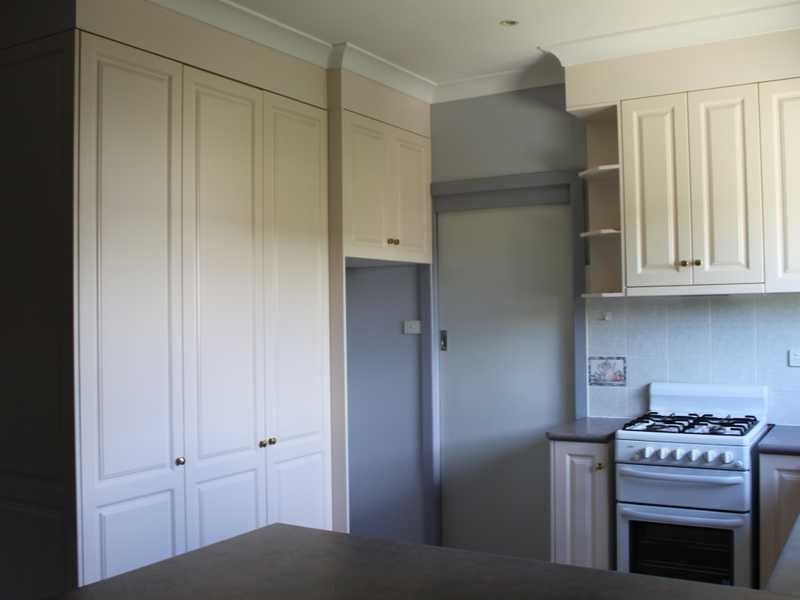 64 The Parade, Tumbarumba NSW 2653