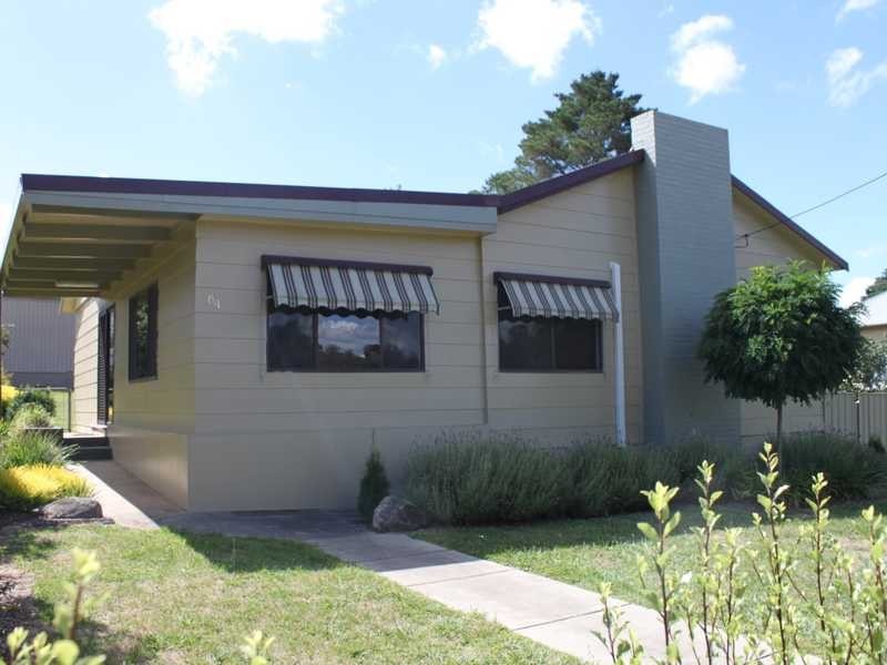 64 The Parade, Tumbarumba NSW 2653