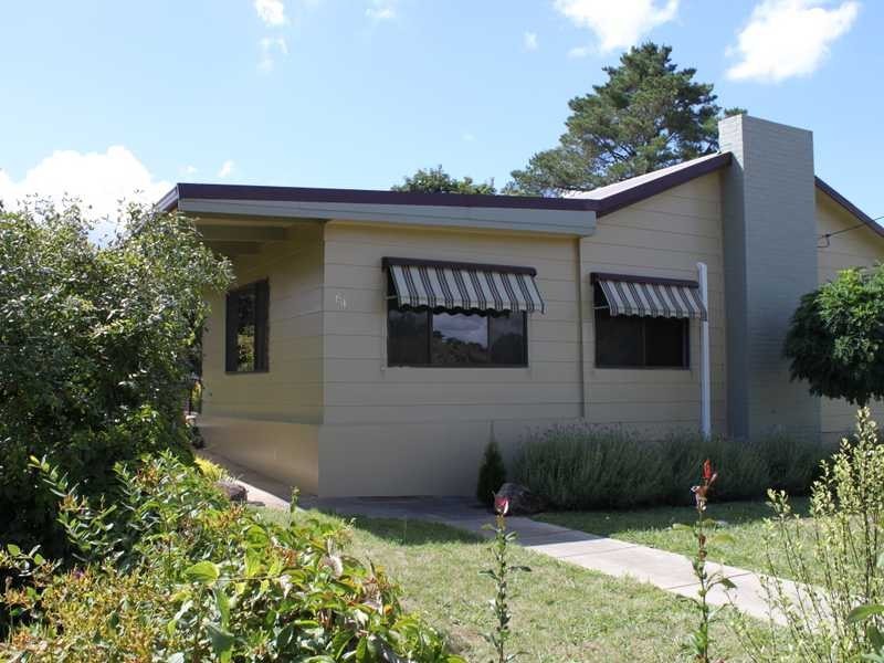 64 The Parade, Tumbarumba NSW 2653