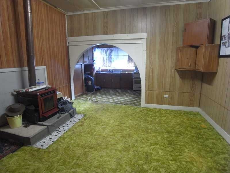 16 Regent Street, Tumbarumba NSW 2653