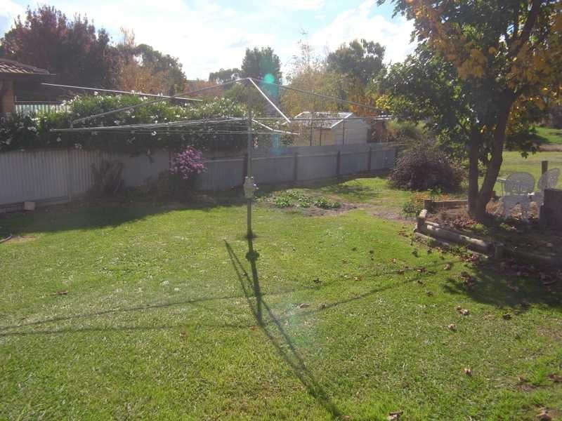 19 Kent Street, Tumbarumba NSW 2653