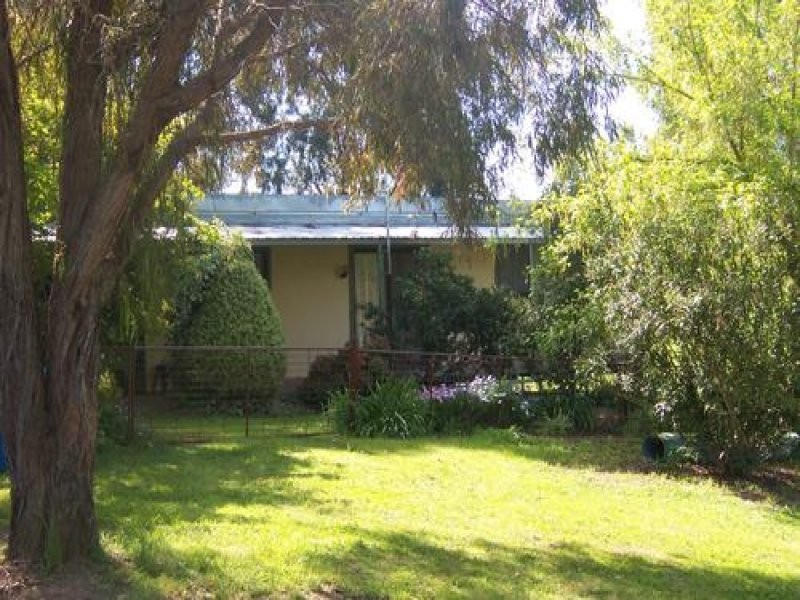 582 Carabost Road, Humula NSW 2652