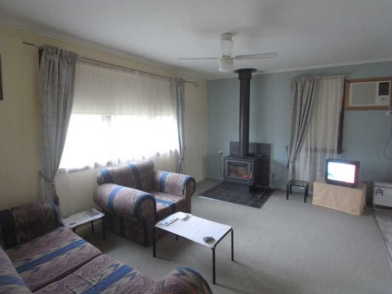 7 King Street, Tumbarumba NSW 2653