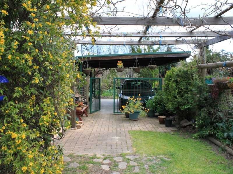 108 Winton Street, Tumbarumba NSW 2653