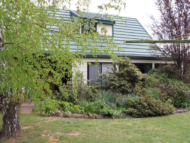 108 Winton Street, Tumbarumba NSW 2653