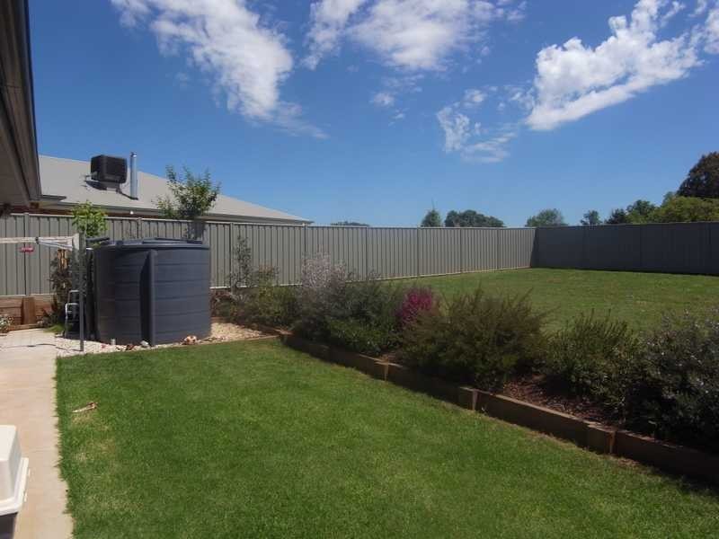 16 Burgun Drive, Tumbarumba NSW 2653