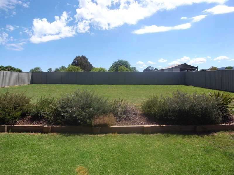16 Burgun Drive, Tumbarumba NSW 2653