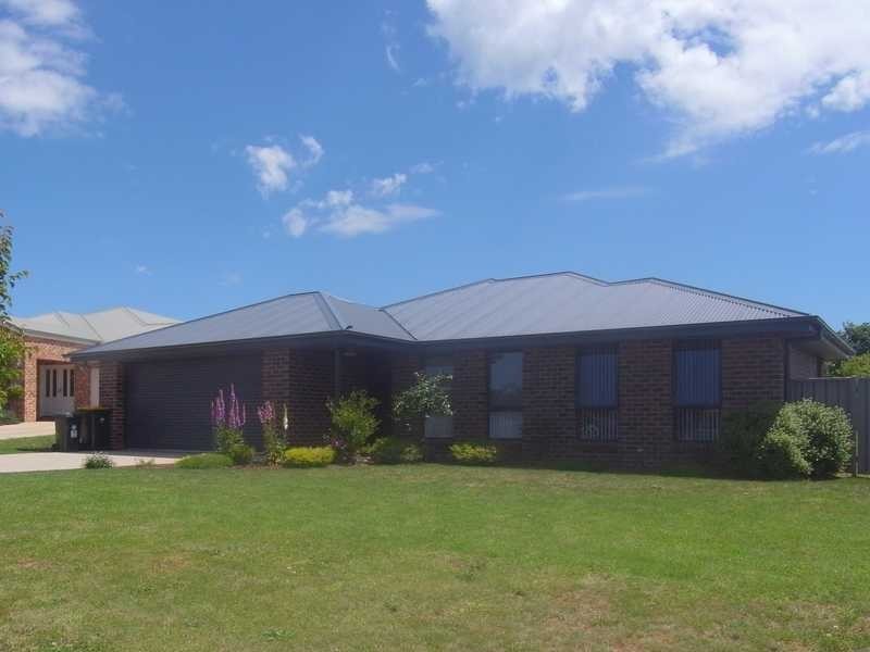 16 Burgun Drive, Tumbarumba NSW 2653