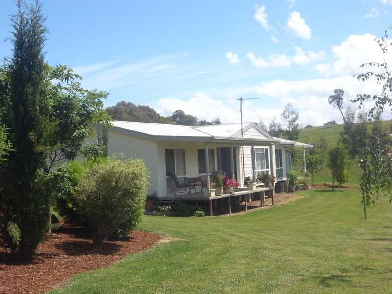 80 Camden Park Road, Tumbarumba NSW 2653