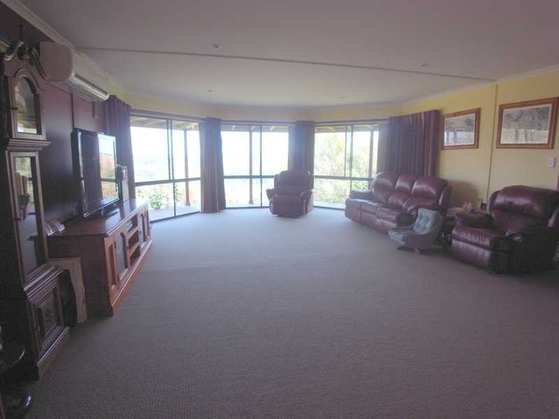 64 Power Street, Tumbarumba NSW 2653