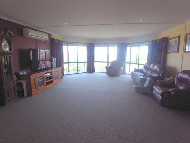 64 Power Street, Tumbarumba NSW 2653