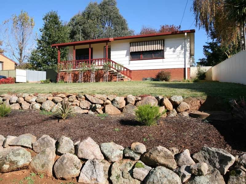 3 Mate Street, Tumbarumba NSW 2653