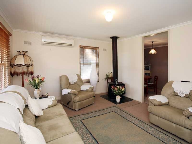 3 Mate Street, Tumbarumba NSW 2653
