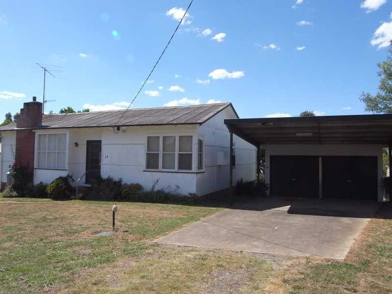 15 Fleet Street, Tumbarumba NSW 2653
