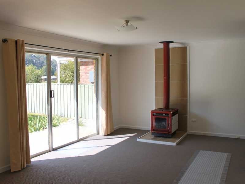 3 William Street, Tumbarumba NSW 2653